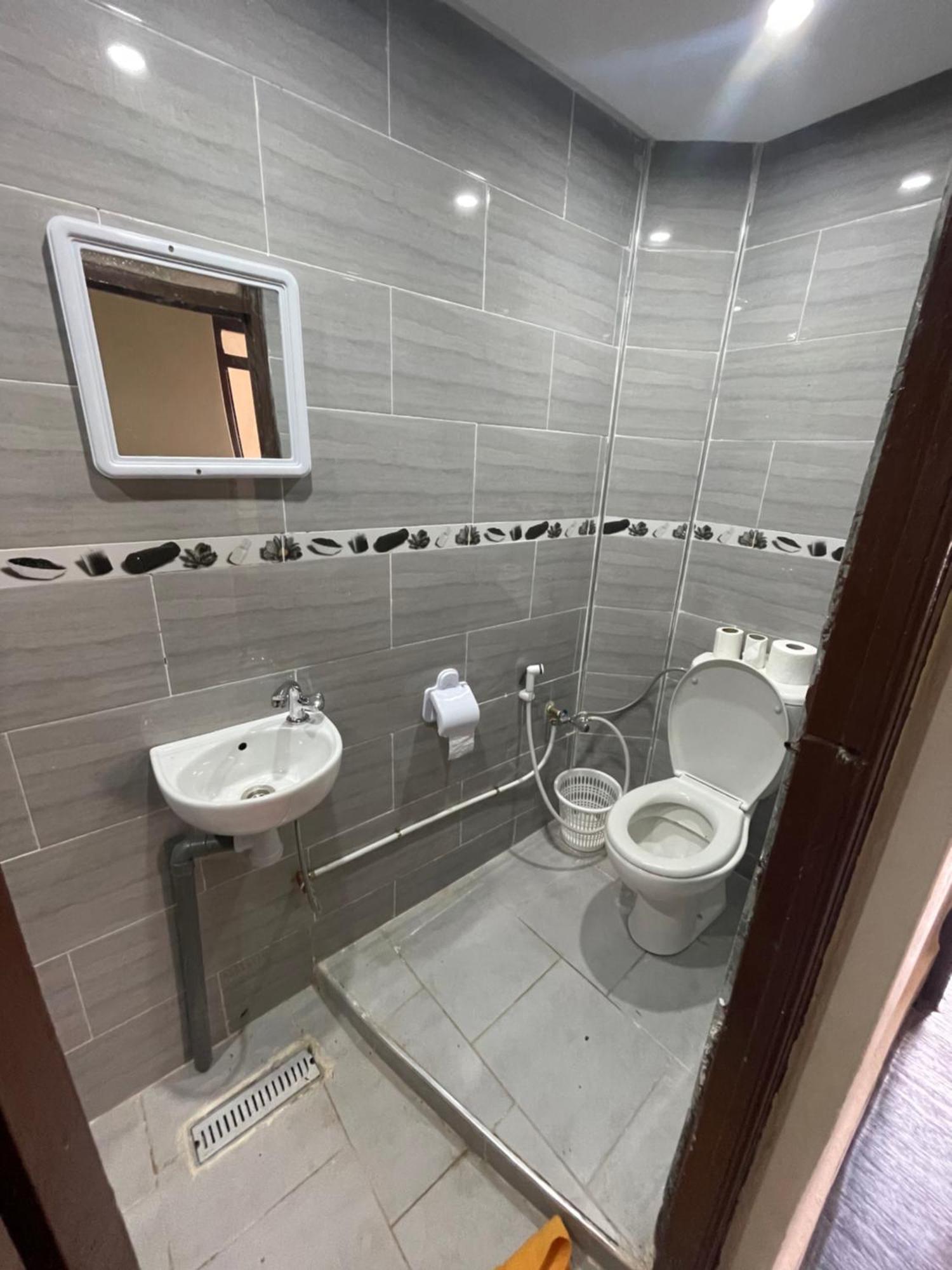In Center Living At Heart Of It Apartment *